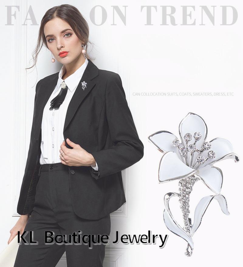Women Brooch Romantic Crystal Flower Lapel  Accessories Carnation Botany  Gifts Jewelry