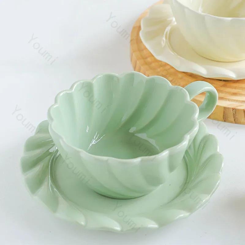 Kreativní jednobarevné kávové šálky Lehký luxus Vynikající keramický kávový šálek s podšálkem Sada Domácí šálek na odpolední čaj Stolní nádobí