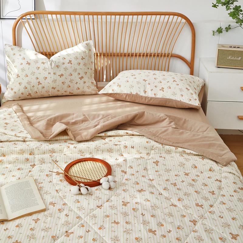 Summer Cool 100% Cotton Double Layer Gauze Quilt Set