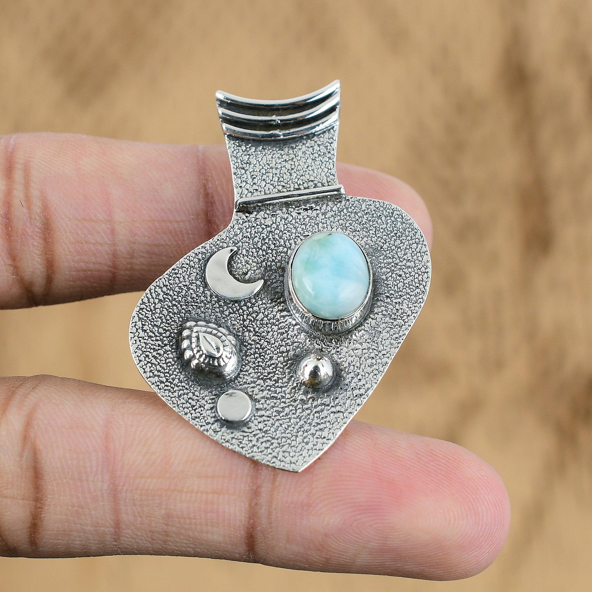 

Oval Natural Larimar 925 Sterling Silver Daughter Anniversary Elegant Pendant