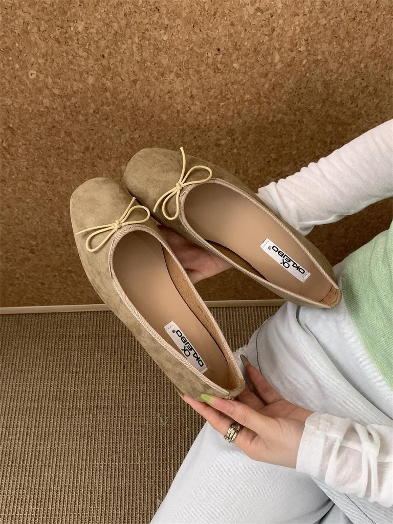 Korean version of small single shoes flat-soled soft-soled retro grandma shoes 2025 new bow-tie shallow mouth French ladyshoes