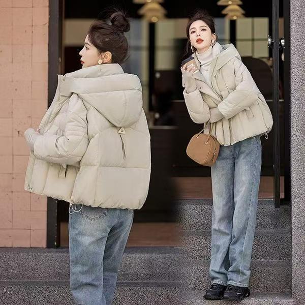 Trendy Short Padded Jacket Winter Warm Cotton Coat Fashionable and Chic Womens Outerwear