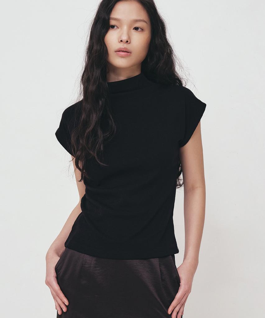 Nigaennikol Half Neck Slim Top_Black