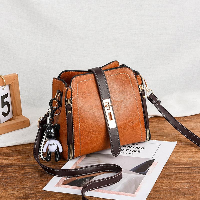 Lady's Bucket Bag, Handbag with A Slanted Strap, Women's Small Bag