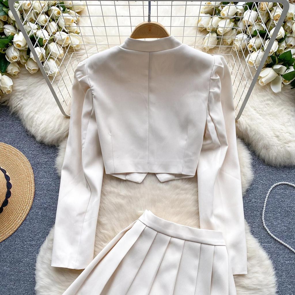 Francouzský elegantní kancelářský dvoudílný set Dámské knoflíky Vintage topy Plisovaná minisukně Dámská móda Patchwork Design Neformální sady 2024 Novinka