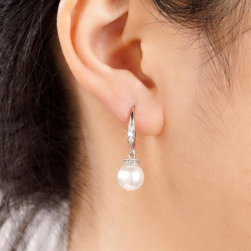 Huitan Imitation Pearl Women Drop Earrings Elegant Wedding Party Inlaid Bright Cubic Zirconia Fashion Lady Accessories Jewelry