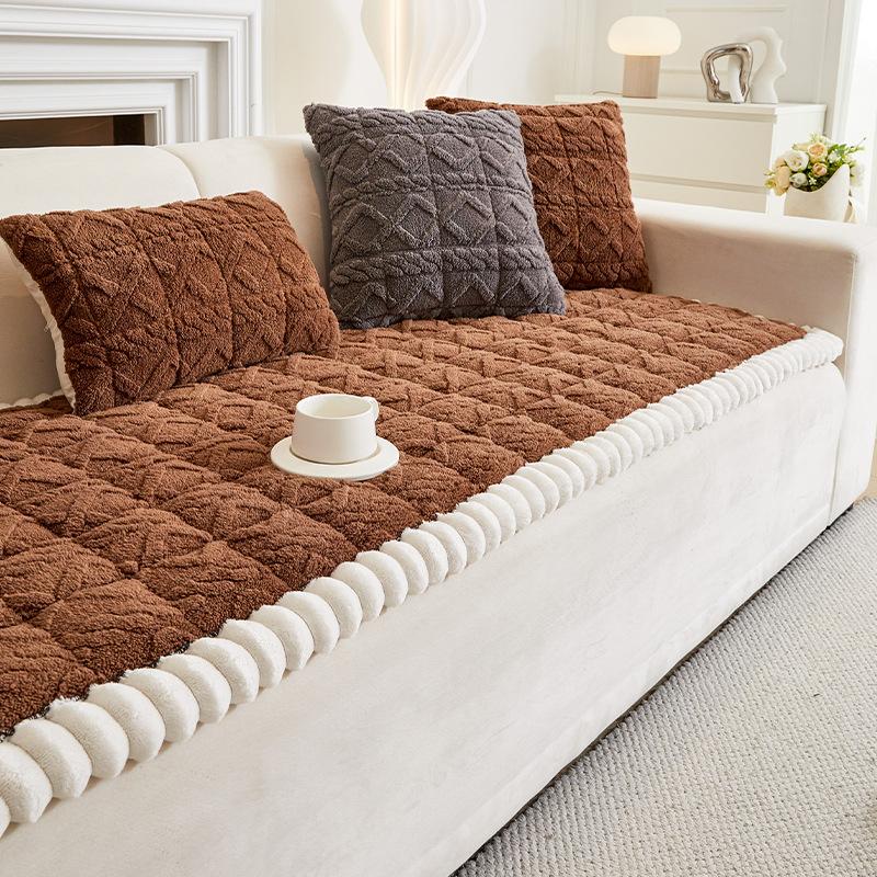Light Luxury Tafu Velvet Sofa Cushion, Winter Model, High-End Thickened Steamed Bread Cushion, Sofa Cover, Non-Slip.