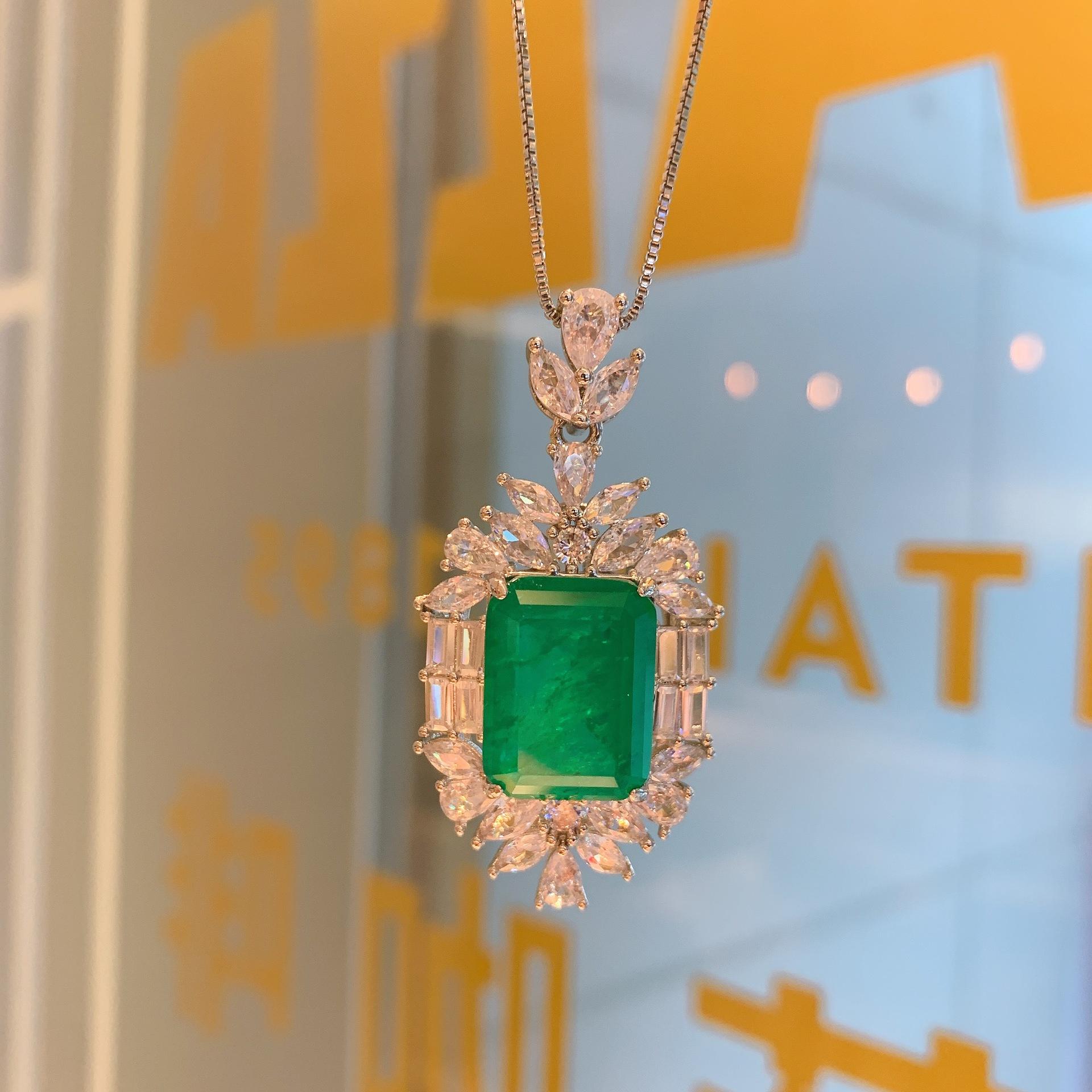 Ювелирные изделия Douyin имитация изумрудно-красного сокровища кулон основной камень 12 * 16