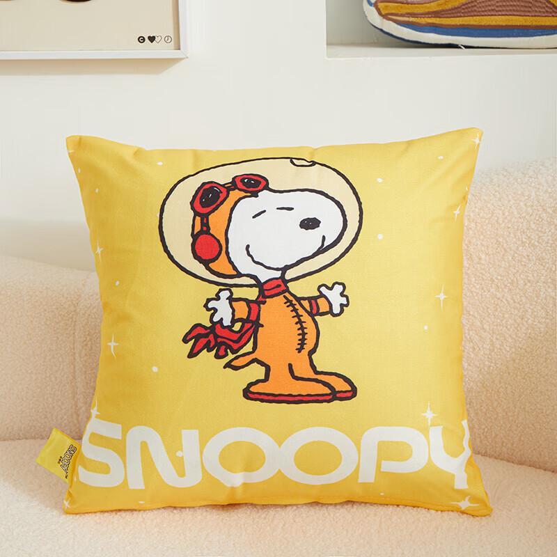 Snoopy 3D Travel Companion Pillow