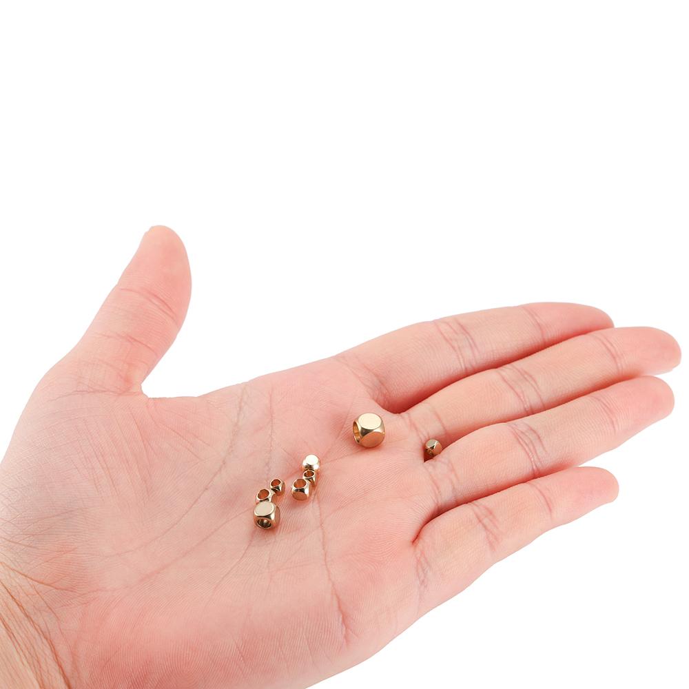 30-100 τμχ Σχήμα τετράγωνου κύβου 2,5 mm-6 mm συμπαγής ορείχαλκος Χάντρες Νεπάλ Τετράγωνες χάντρες Χαλαρές χάντρες διαχωρισμού για κοσμήματα που κάνουν ευρήματα