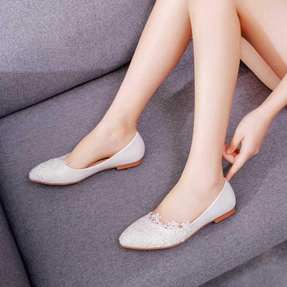 Scarpe Basse da Donna Taglie Forti Scarpe da Sposa in Pizzo Scarpe Basse Bianche a Punta Scarpe Basse Bianche con Fiore in Pizzo Tacchi Alti Scarpe Décolleté da Donna Scarpa di Lusso