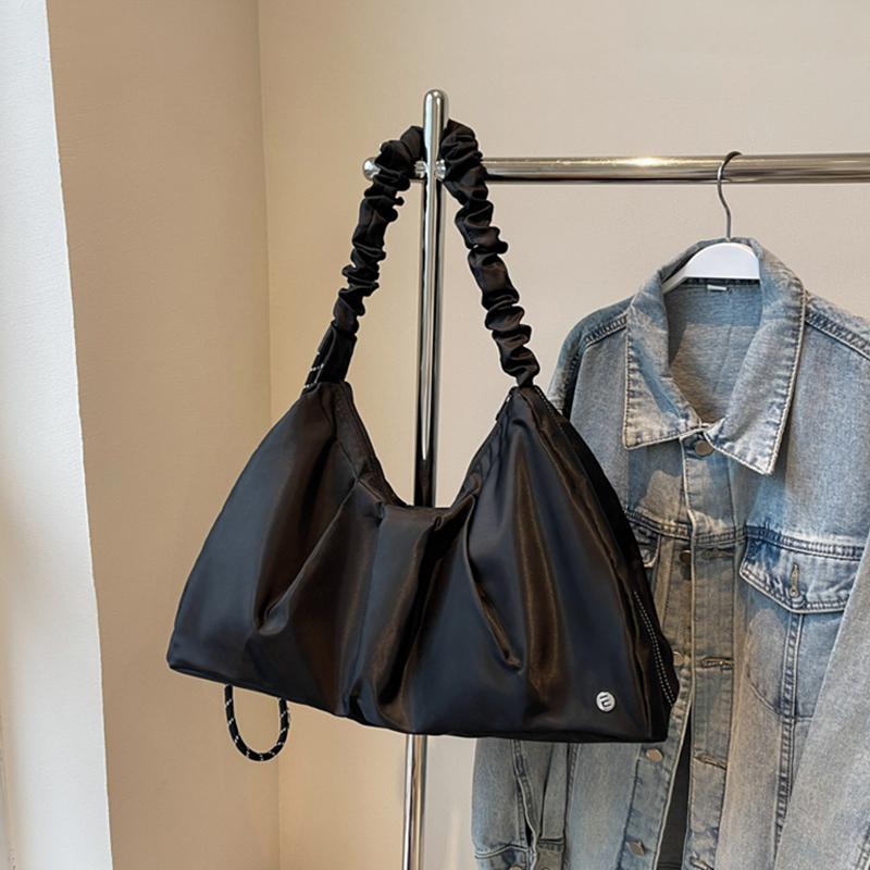 Large Capacity Nylon Shoulder Bag Women Leisure Commuting Versatile Crossbody Bags Lightweight Simple Travel Handbags