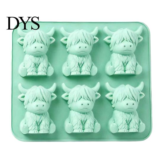 Moule à Cire Aromathérapie DIY Créatif, Moule à Glace Vache des Highlands 3D, 6 Cavités Silicone Qualité Alimentaire Ustensile de Cuisine Original pour Bac à Glaçons, Anti-adhésif Flexible