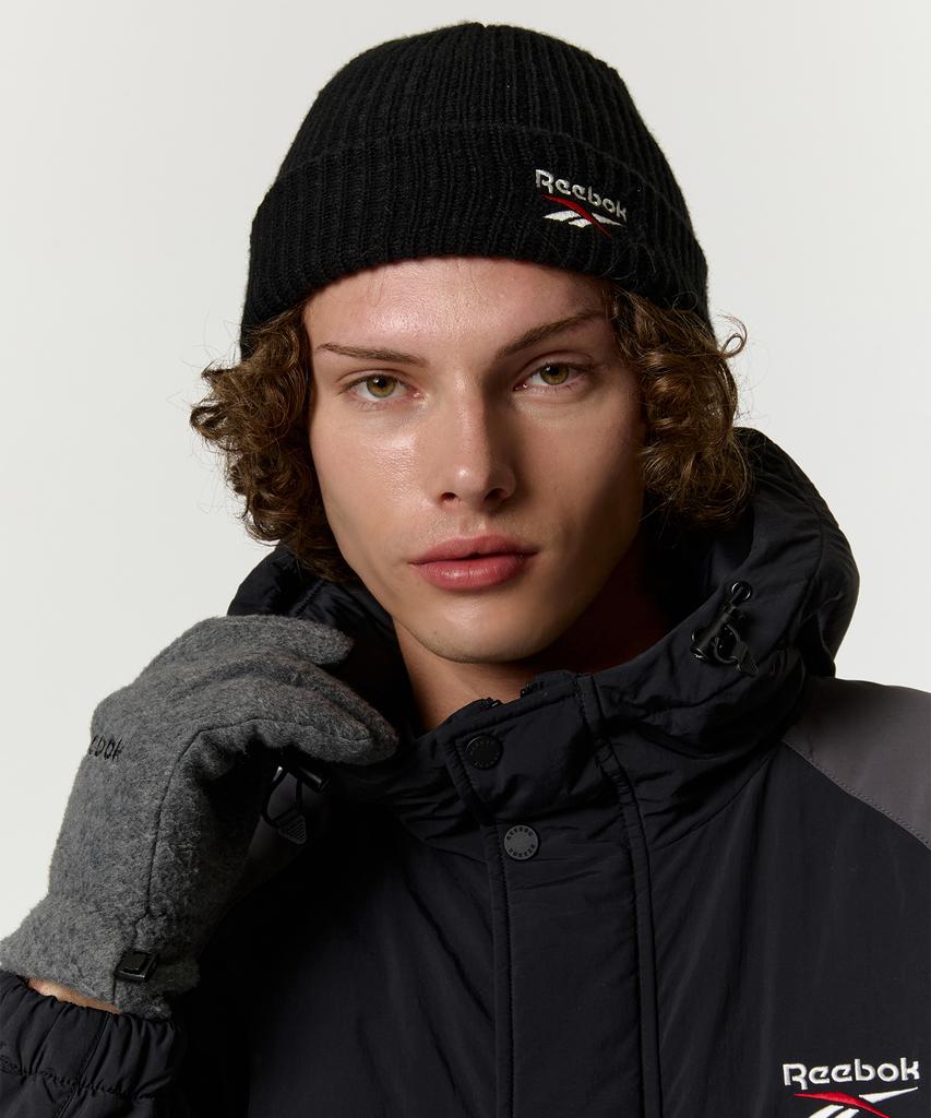 REEBOK Primary Logo Beanie - Black