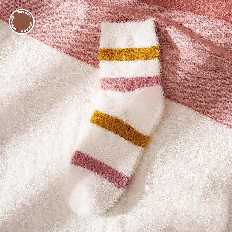 5 pièces chaussettes lisses pour femmes chaussettes en velours de vison femme automne et hiver plus chaussettes à tube épais en velours chaussettes de sol chaudes chaussettes de sommeil en velours corail