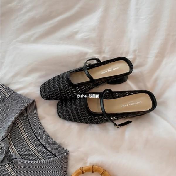 Cowhide Version~ French Square Head Thick Heel Woven Flat Sandals 2025 Xia Muller Sandals Bag Head Empty Single Shoes Women