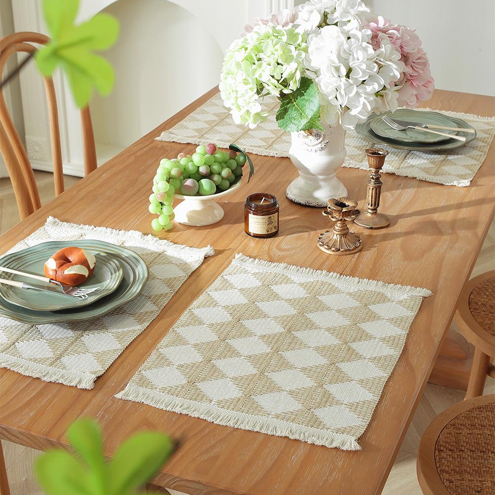 Nordic cotton and linen table flag modern simple light luxury high-end dining table mat festival tableware mat woven color matching spot