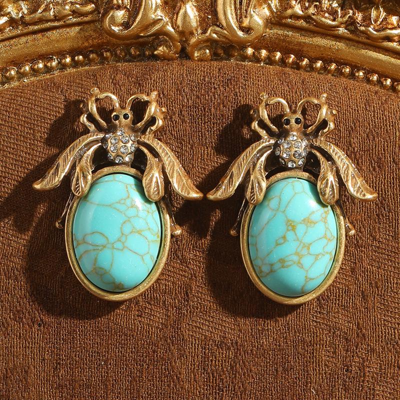 Yong Nuo Vintage Retro Jewelry: High-End, Colorfast Antique Earrings