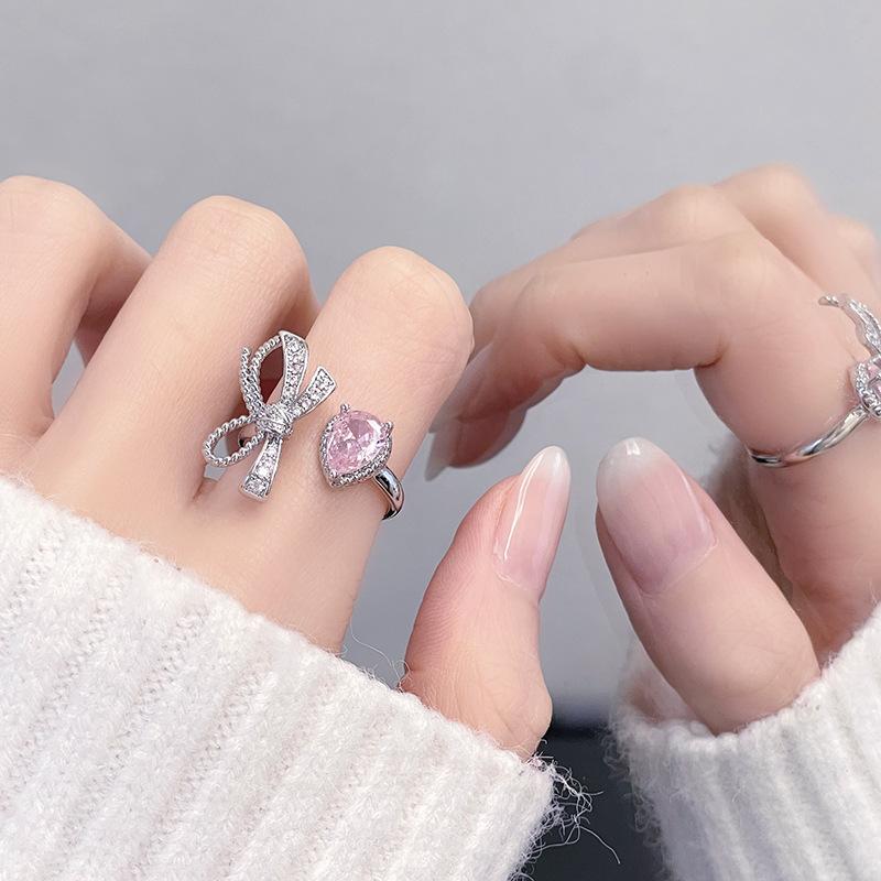 Růžová série Mašlička Plný diamant Zir***** Pero Prsten Květina Lehký luxus Špičkový niche design Prsten