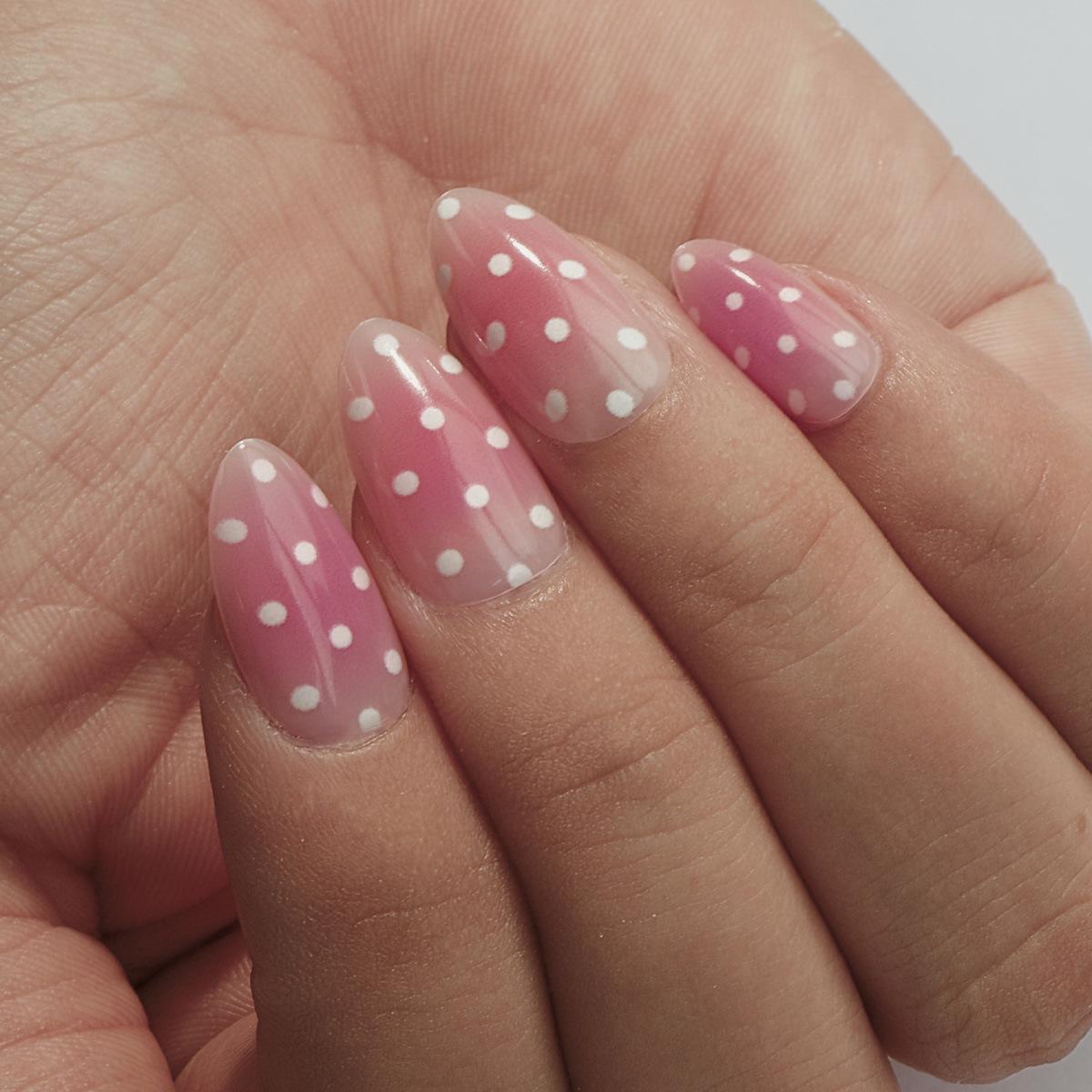 

24pcs Blush Polka Dot Short Round Wearable Fake Nails