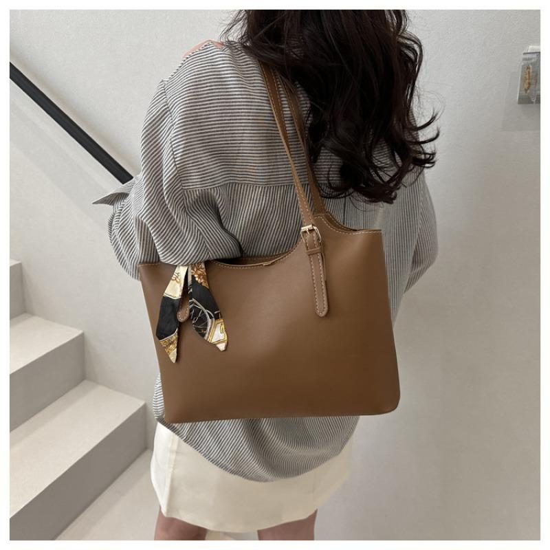 Fashionable Scarf Handbag 2025 Spring New Ins Shoulder Bag Retro Commuter Tote Bag