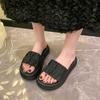 Slippers Women's Summer Wear 2025 New Fashion Thick-bottomed Muffin Sandals Internet Celebrity Super Fire Beach Folds