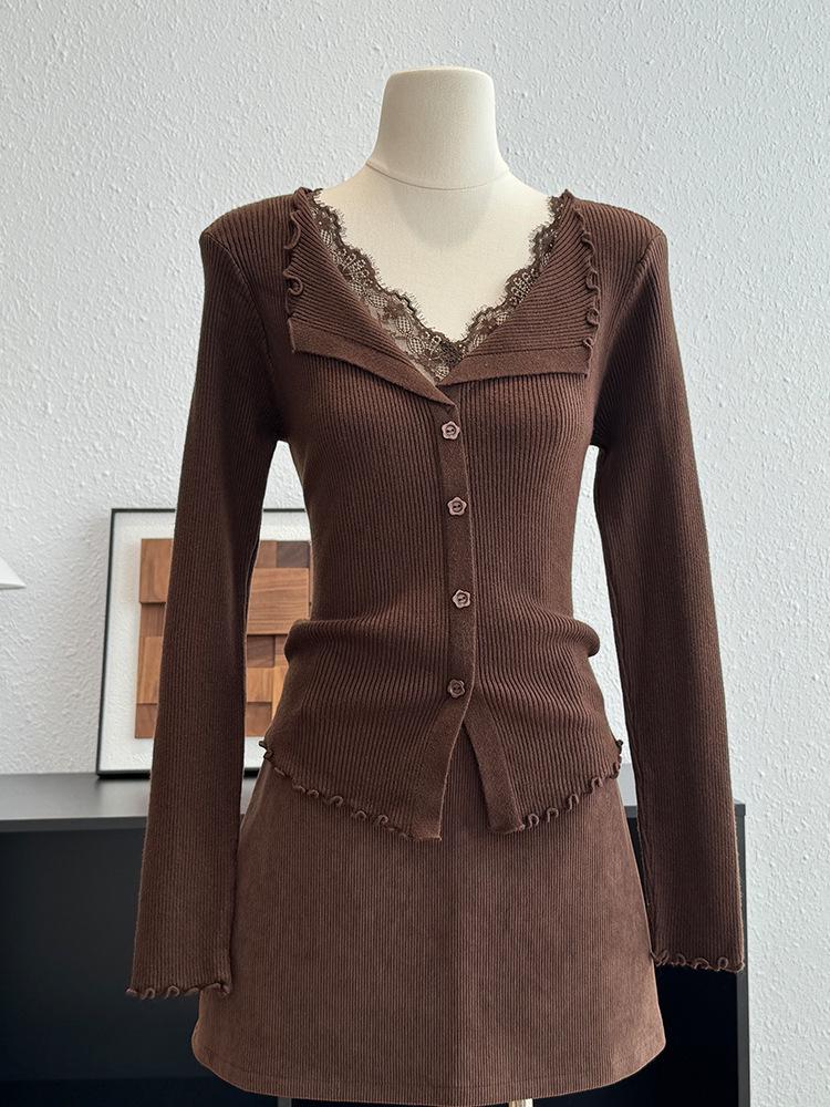 French Lace Patchwork V-neck Knit Cardigan for Women - Slim Fit Autumn/Winter Top