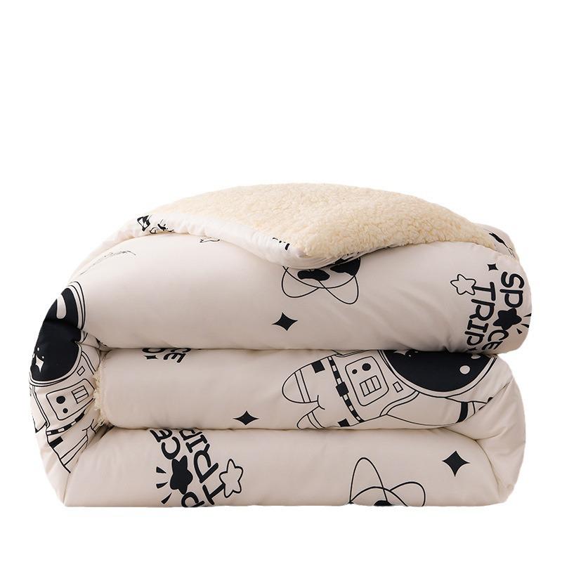 Soft & Fluffy Winter Lamb Fleece Double Quilt