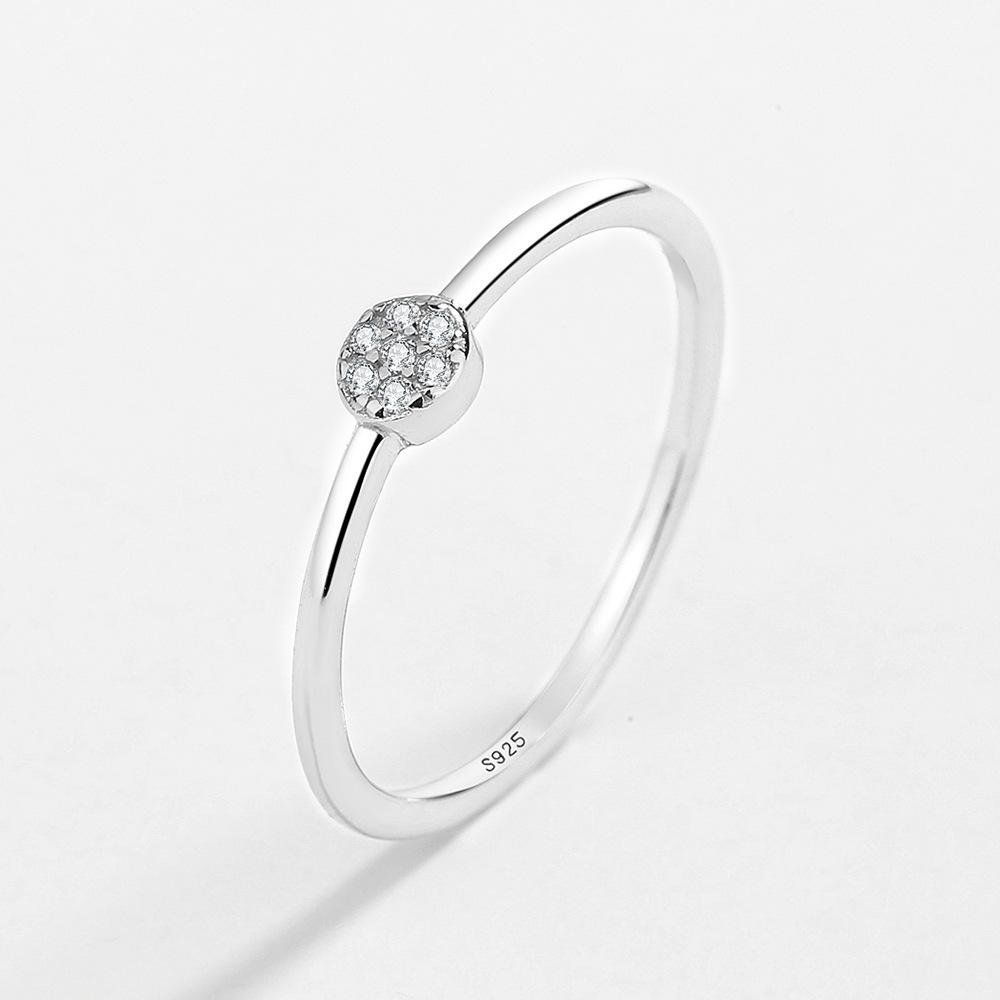

S925 Sterling Silver Women s Ring - Elegant Micro-set European & American Design Size 7