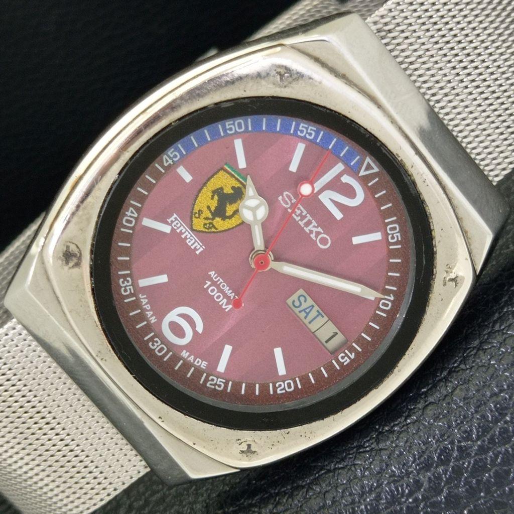 

AUTOMATIC VINTAGE SEIKO JAPAN 7009A MENS FERRARI DIAL WATCH a700547-5 R203-a700547