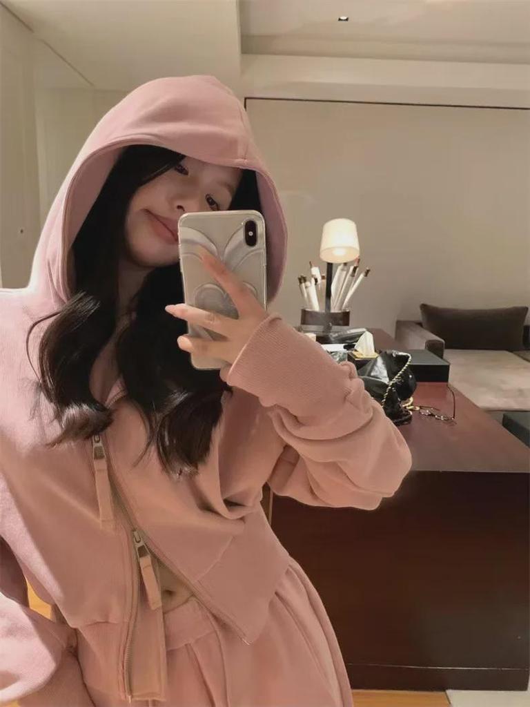 Women's Casual Sports Suit, 2025 Spring/Autumn: Korean Style Wide-Leg Pants & Slim Sweater Two-Piece Set