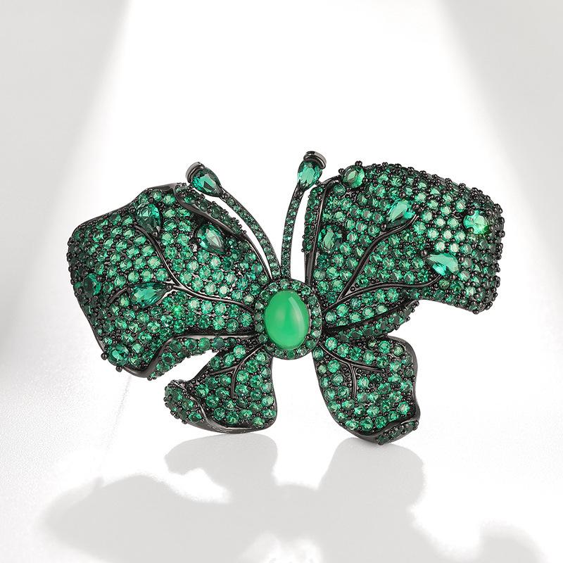 Bo Xin Yun Designer Butterfly Brooch: Elegant High-End Lapel Pin for Women s Suits
