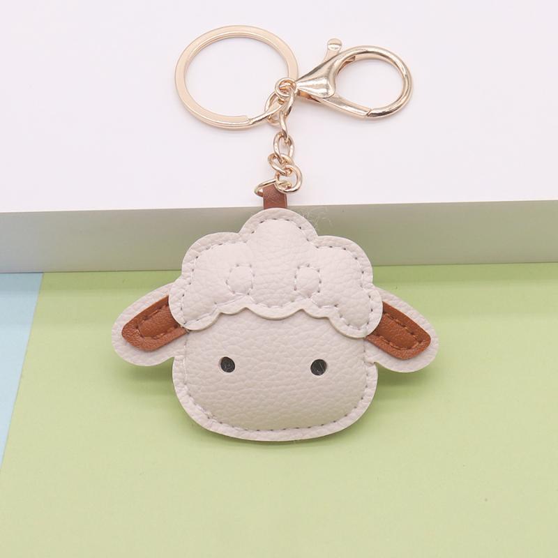 PU Leather Mountain Sheep Keychain Vivid Adorable Cartoon Design Pendant for Clutch Bag Decor Birthday Gift