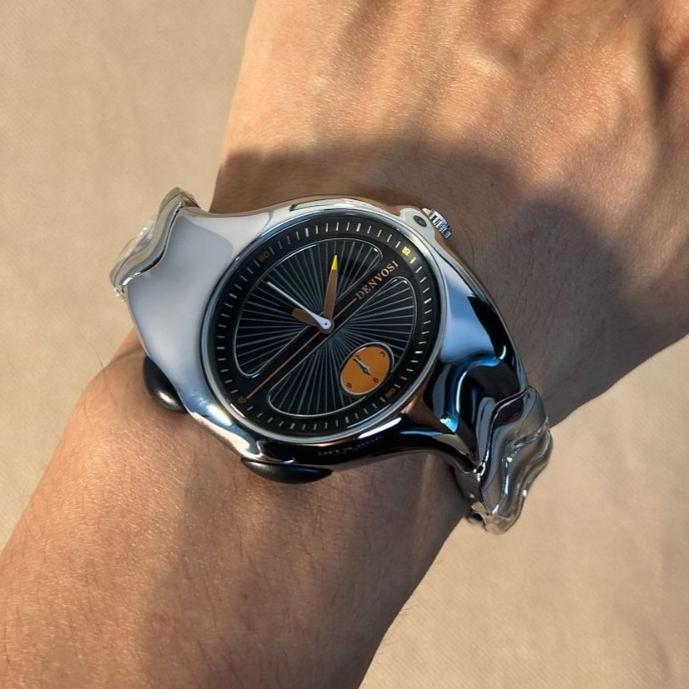 Business Fashion Twisted Case Quartz Watch Mens Creative Alien Dial Classic Unique Style Sports Men Watch Clock Mens Wristwatch