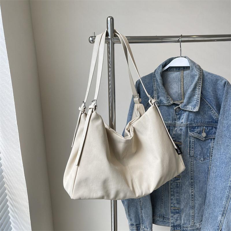 Ielgy Portable Commuter Large Capacity Casual Bag Fashion Tote Bag All-Match Canvas Shoulder Bag