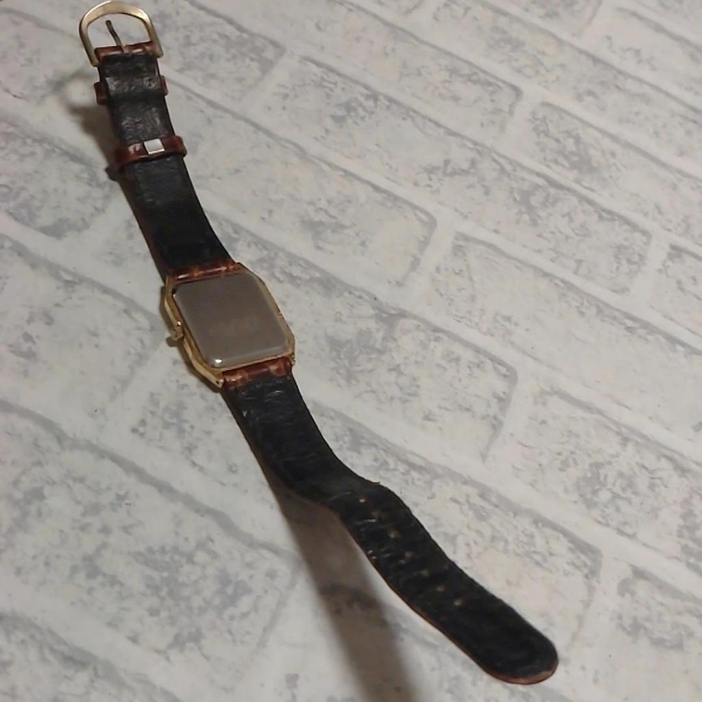 Used Working item CITIZEN Hennessy Men's Watch Square TANK Roman Index Leather Belt Vintage