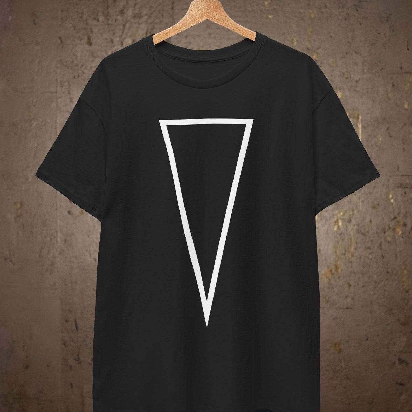 Upside Down Triangle T shirt | Minimalist Gemoetric L