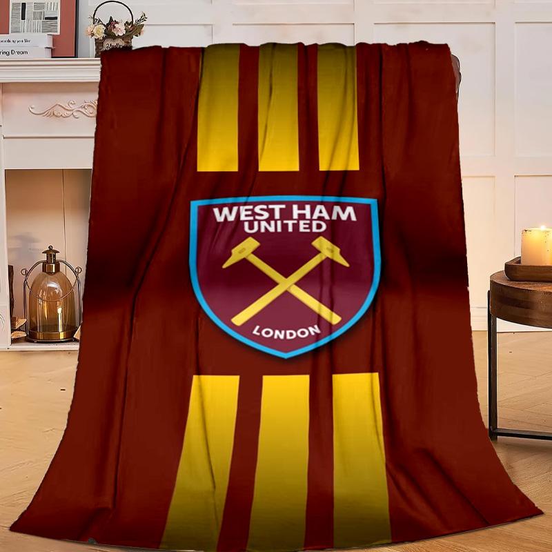 1PC Football Club Emblem Flannel Blanket Gift, Suitable for Both Men And Women, Soft Ideal for Beds And Sofa, Birthday Or Christmas Gift