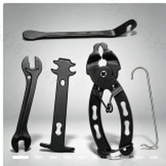 Bicycle Multi-Tool: Bottom Bracket, Freewheel, Derailleur Hanger, Chain Wrench - 3-in-1 Maintenance Tool