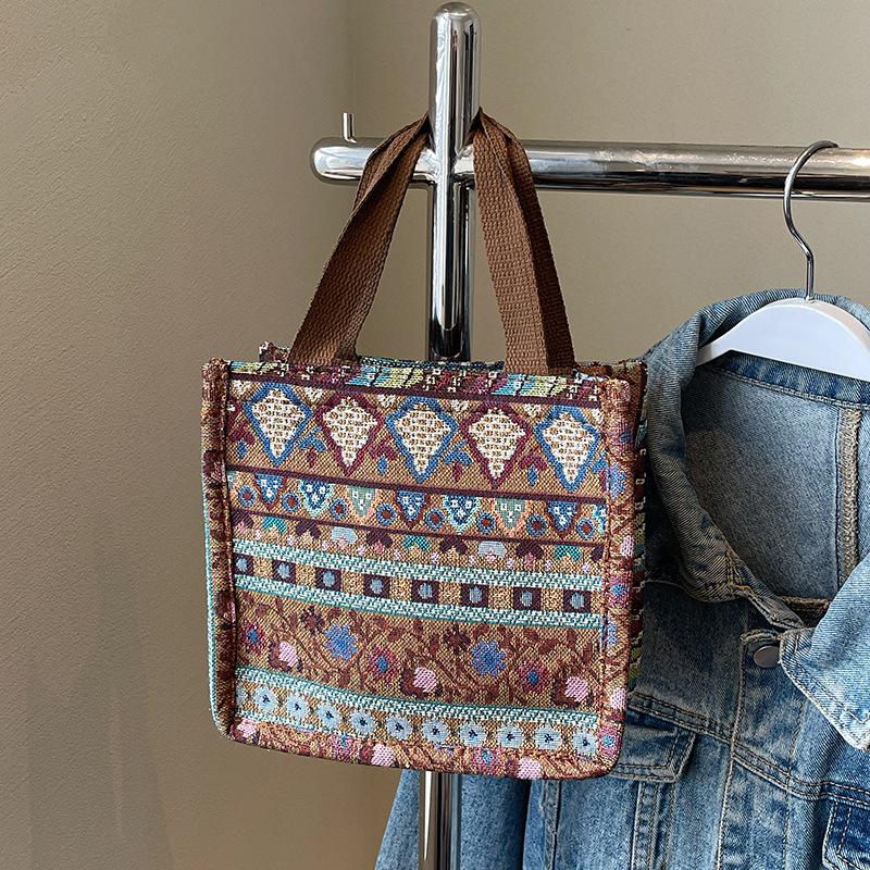 

Национальный стиль нишевая сумка через плечо 2025 новая сумка-тоут в богемном стиле курортная живописная сумочка женская сумка тренд