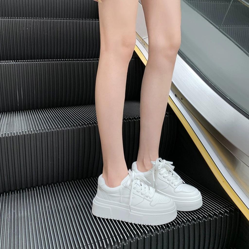 Goodbye 1.5 meters~ Leather thick-soled heightening muffin casual board shoes women's little white shoes