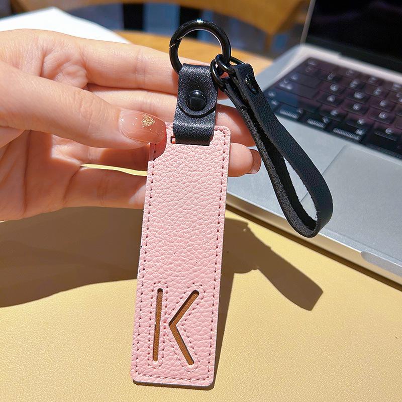 Leather Alphabet Keychain Tags for Car Ornaments & Luggage