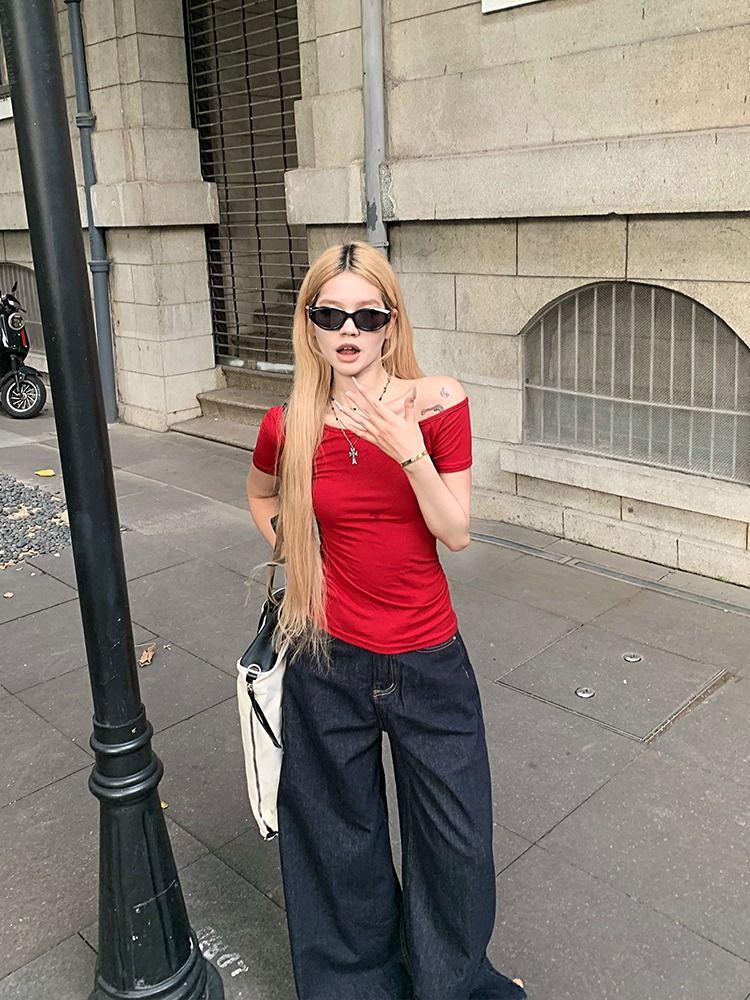 Spring 2025 Off-Shoulder Slim Fit Women's T-Shirt - Solid Color, Short-Sleeve Pullover
