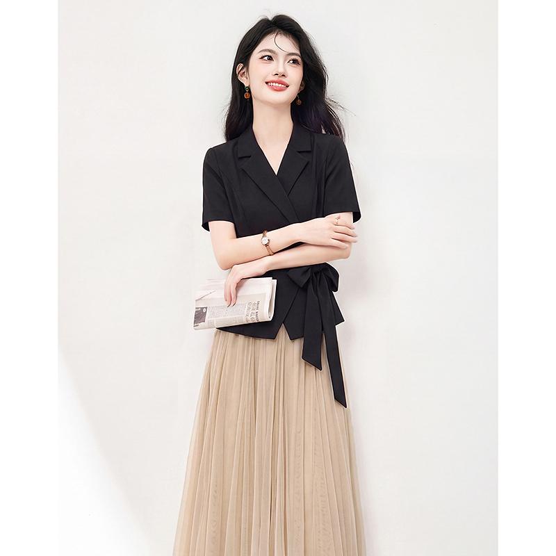 Design Sense Niche Fashion Temperament Slimming Small Figure Suit