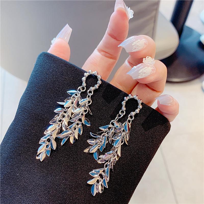 111 Silver Needle Long Tassel Wheat Earrings Temperament Advanced Sense Earrings Fashion Personality Trend Design Earrings 925 silver needle