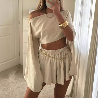 Conjunto de Top Corto y Shorts para Mujer de 2 Piezas Manga Larga con Abertura Cuello Barco Hombros Descubiertos Color Sólido