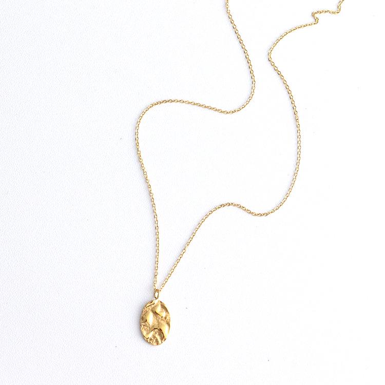 18K Gold-Plated Titanium Steel Pendant, Geometric Round Design, Trendy Style, Similar to Xiaohongshu Necklace.