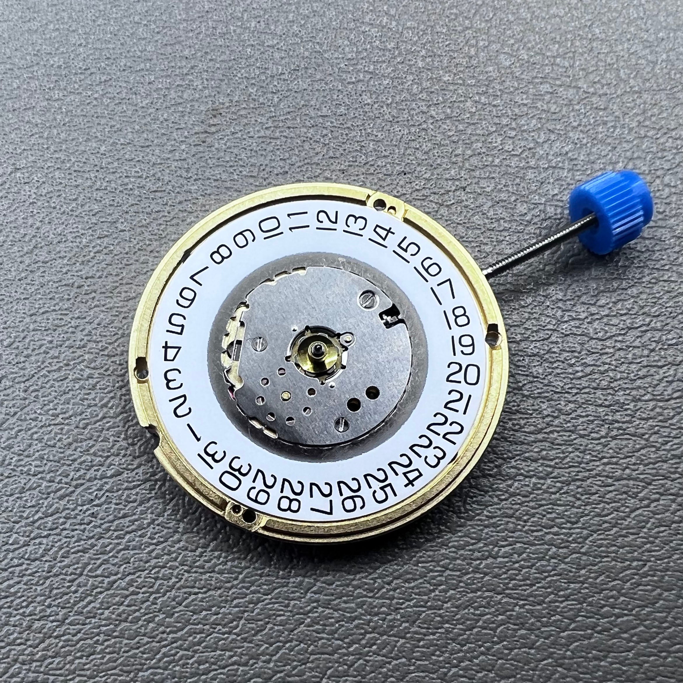 Swiss ETA F05.111 Watch Quartz 3 Hands Date@3