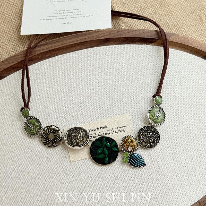 Colar Medieval Vintage Vento Borboleta Verde Gêmea Feminino Boêmio Vintage Corrente Clavicular Novos Acessórios Chineses