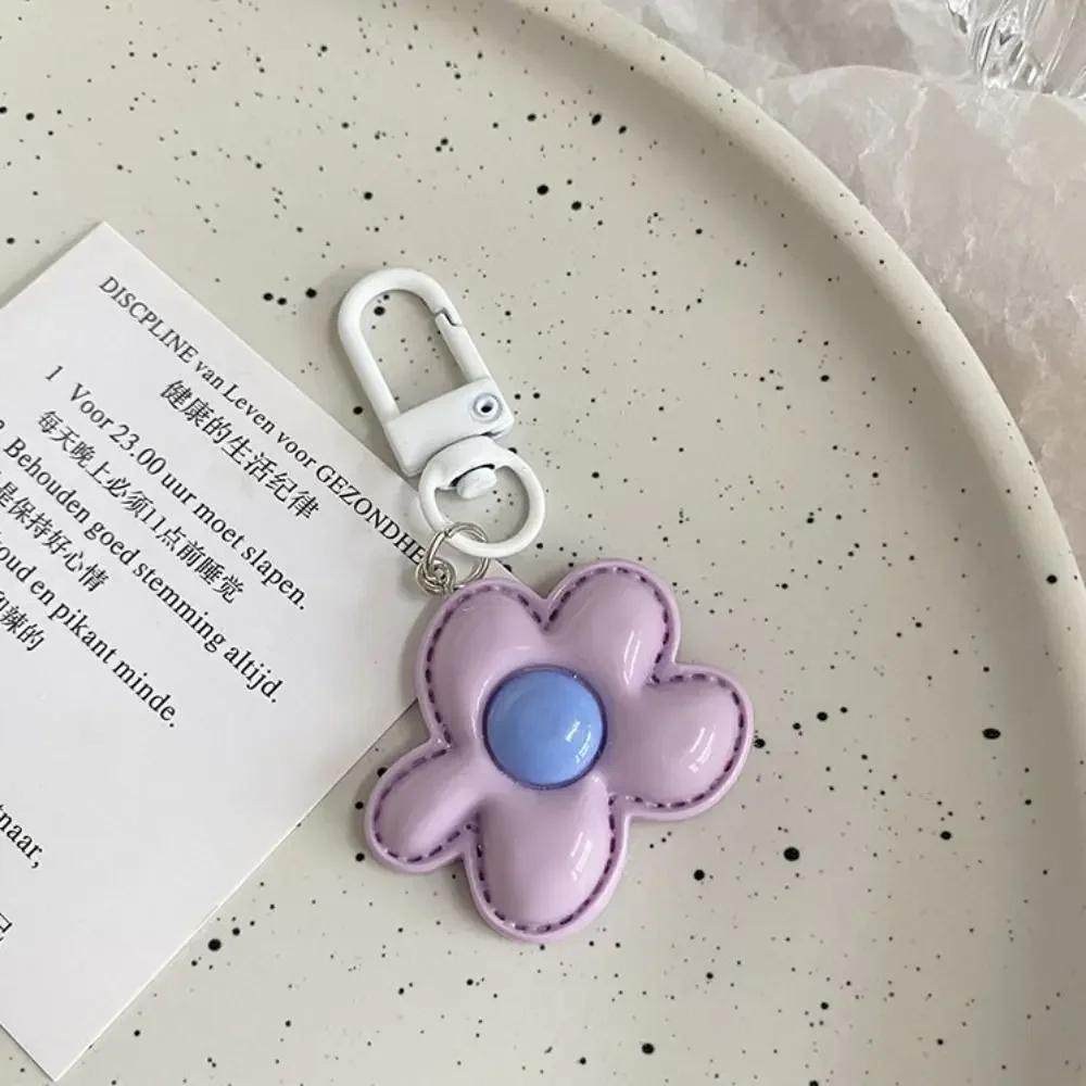 

Fashion Key Chains Bag Hanging Pendant Car Keyring Cute Mini Flower Keychain Kawaii Colorful Resin Floral Key Ring фіолетовий
